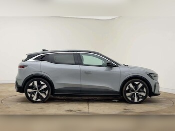 Used Renault Megane E Tech 2022 for sale - 77740090: Photo