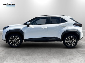 Used Toyota Yaris Cross 2023 for sale - 78418759: Photo