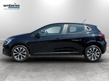 Used Renault Clio 2023 for sale - 79070966: Photo