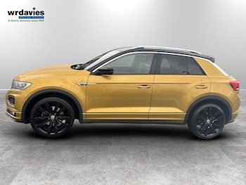 Used Volkswagen T-Roc 2019 for sale - 77841504: Photo