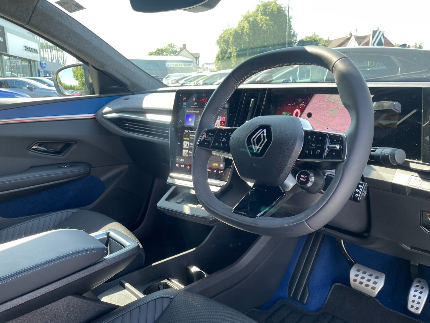 Used Renault Scenic E-Tech 2024 for sale - 76276425: Photo 28