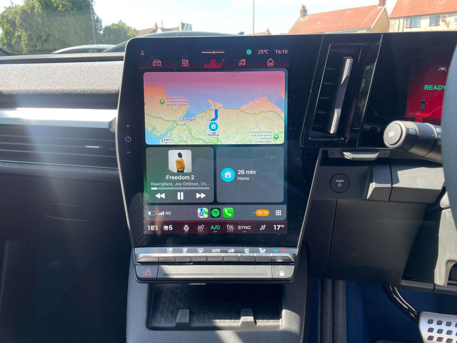 Used Renault Scenic E-Tech 2024 for sale - 76276425: Photo 35