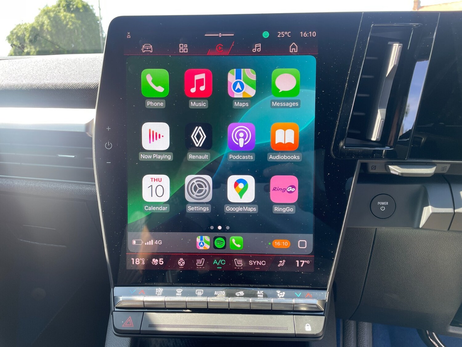 Used Renault Scenic E-Tech 2024 for sale - 76276425: Photo 37