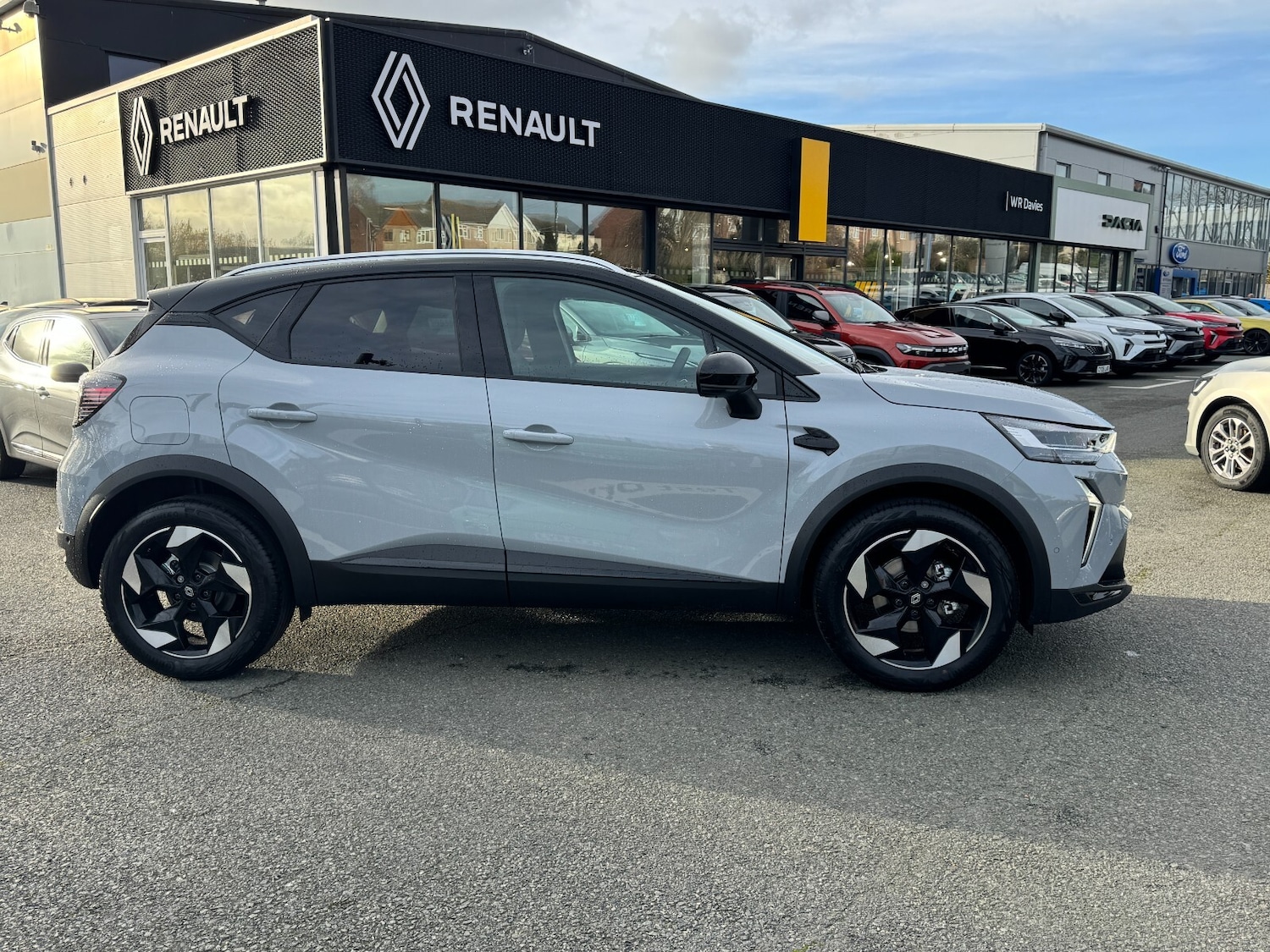 Used Renault Captur 2025 for sale - 76826814: Photo 9