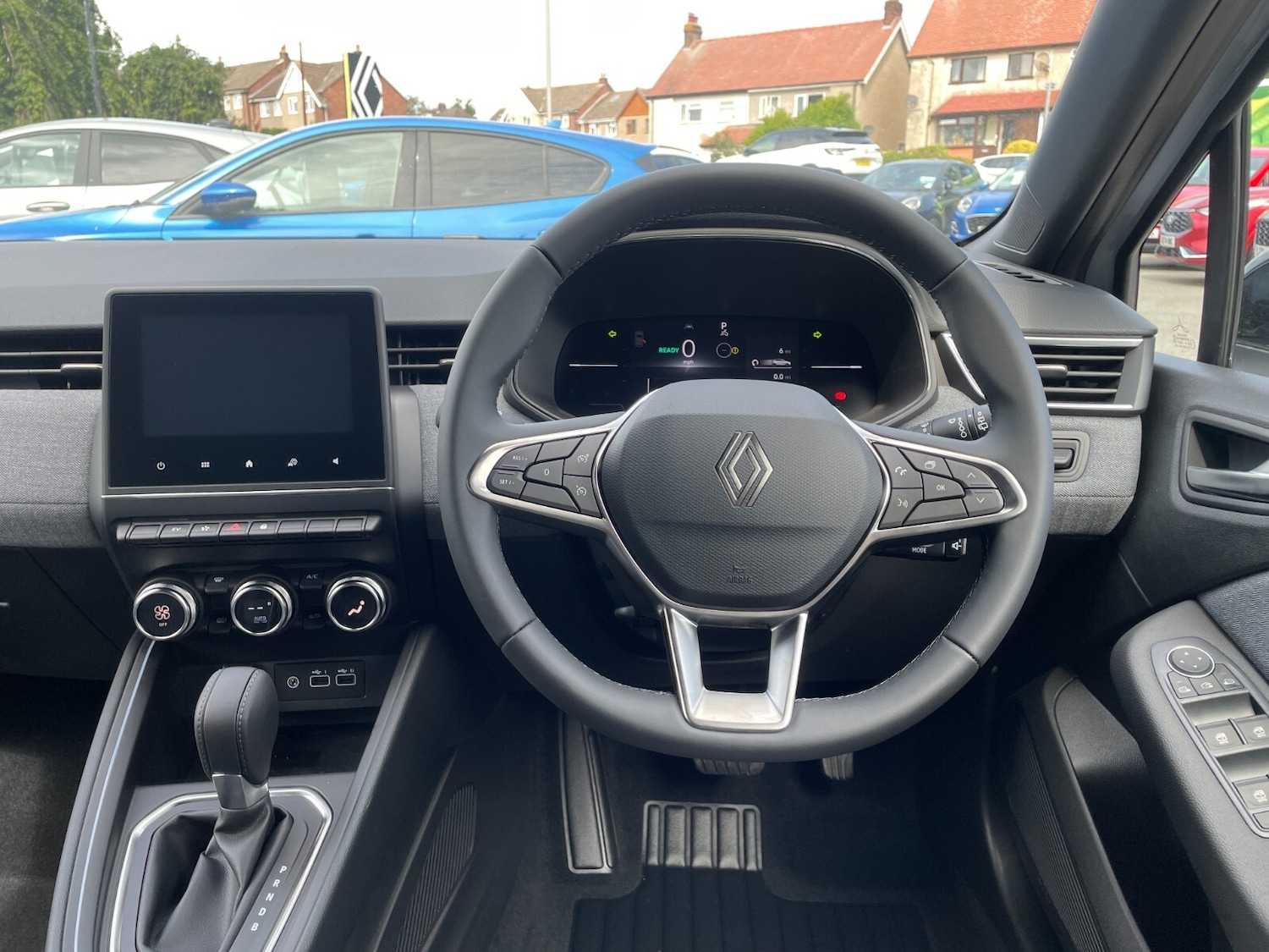 Used Renault Clio 2025 for sale - 76773170: Photo 25