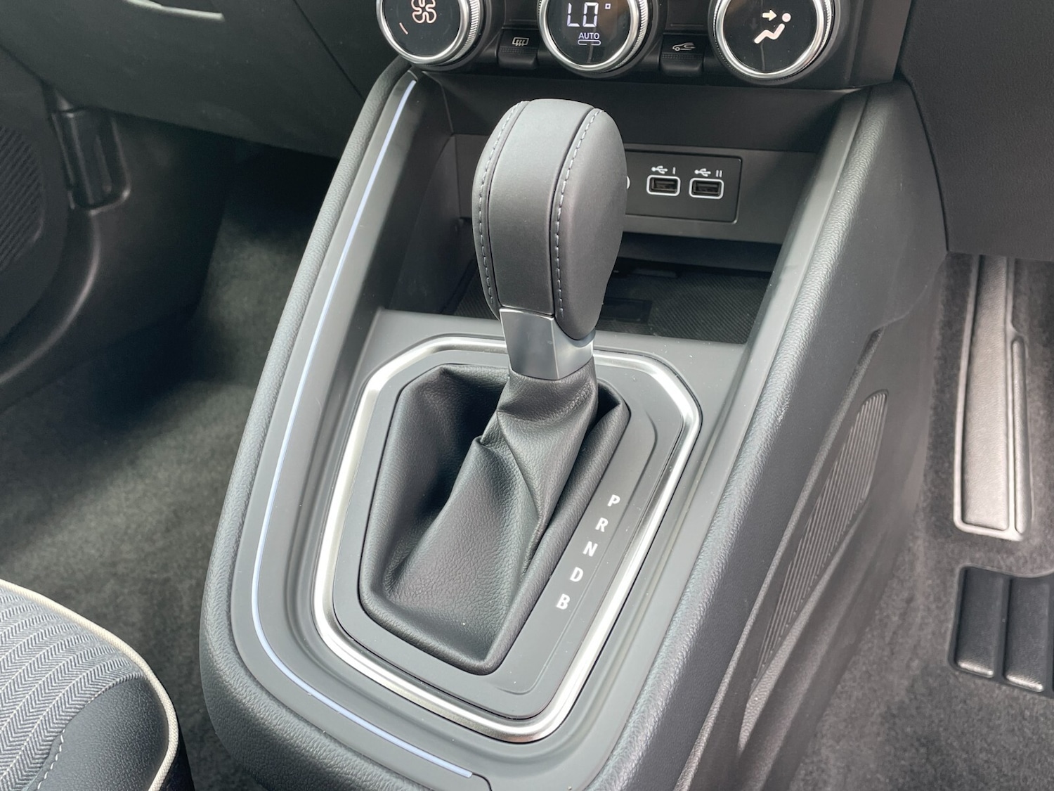 Used Renault Clio 2025 for sale - 76773170: Photo 32