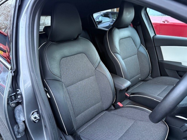 Used Renault Clio 2022 for sale - 76826816: Photo 12