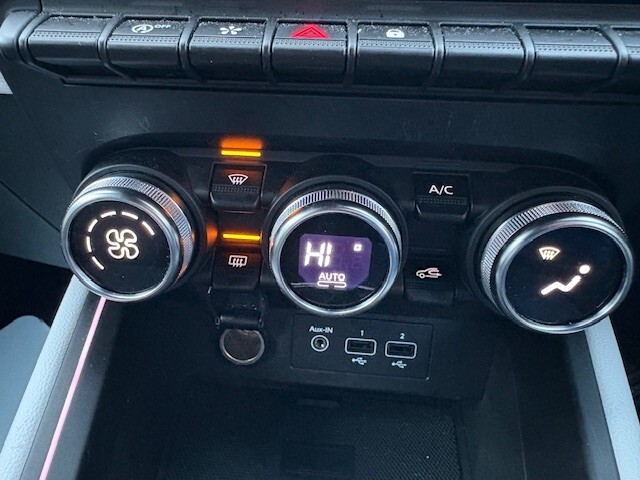 Used Renault Clio 2022 for sale - 76826816: Photo 17