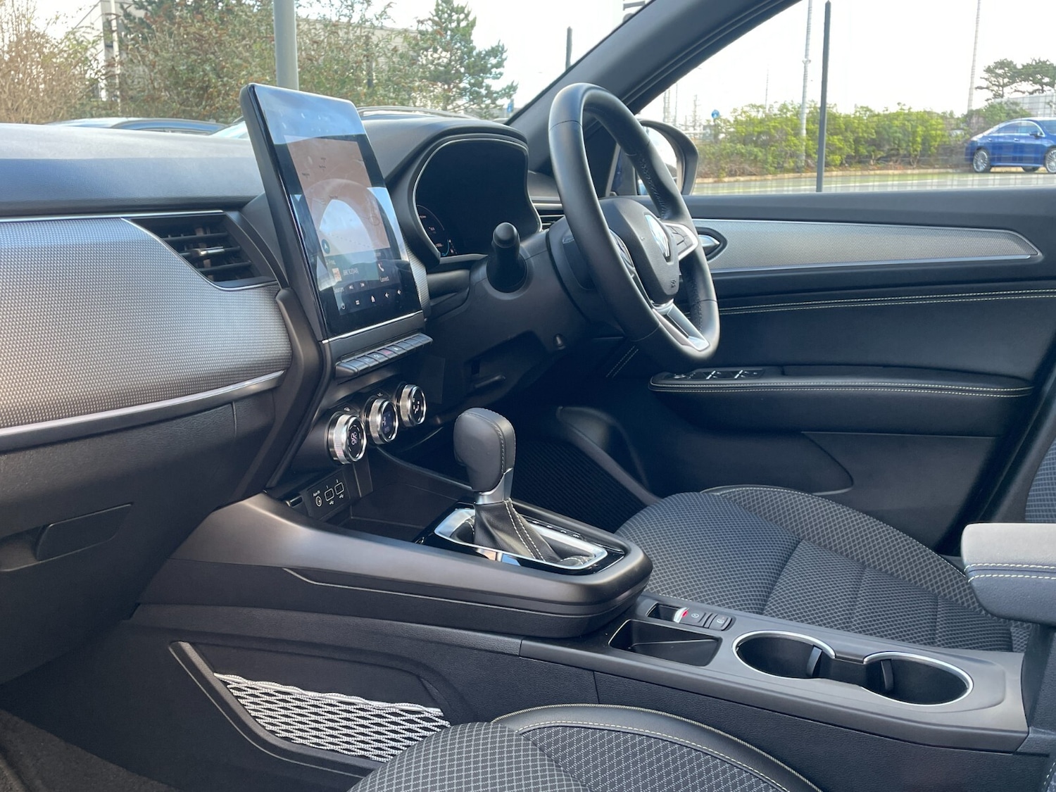 Used Renault Arkana 2024 for sale - 76640259: Photo 23