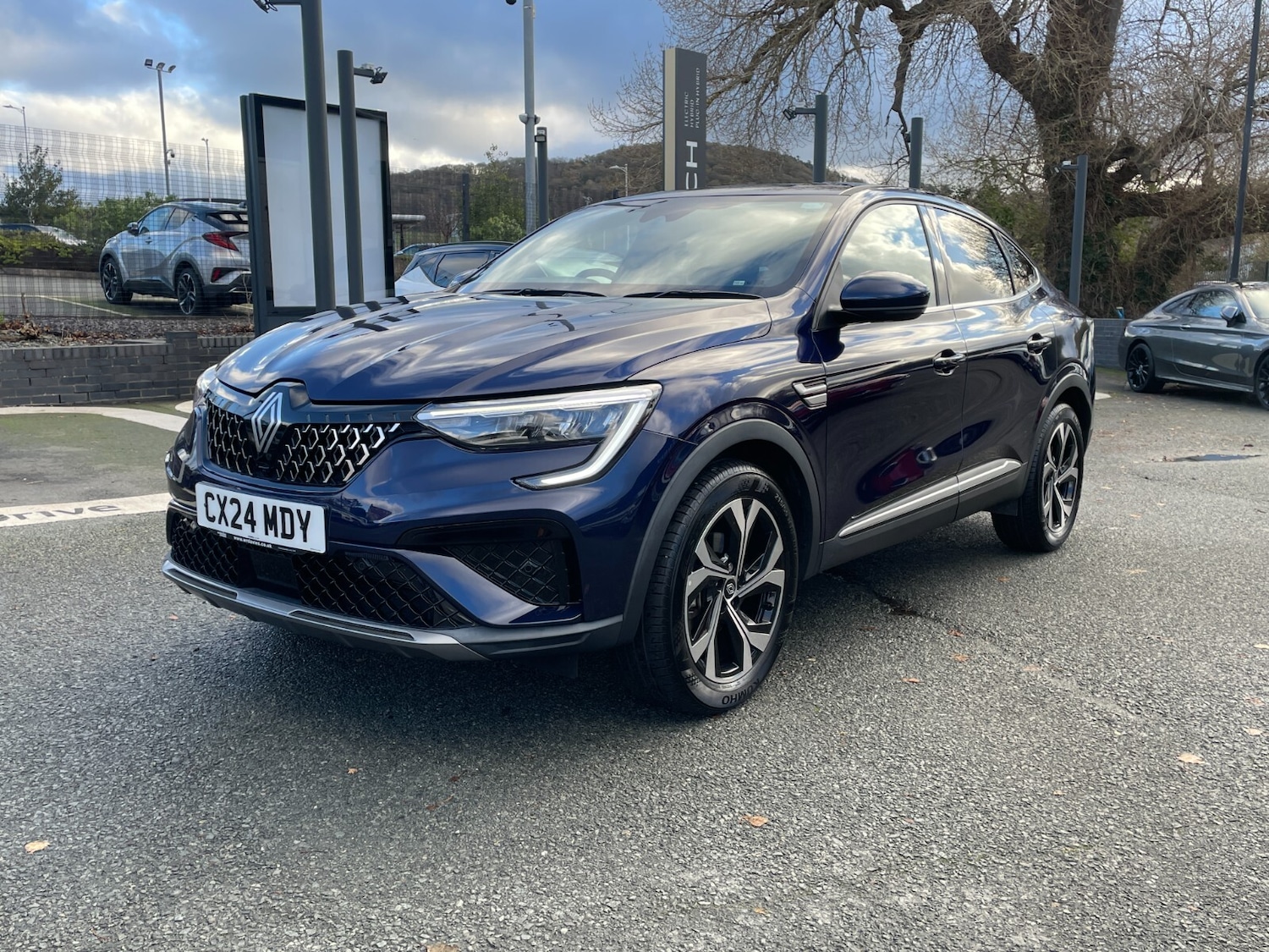 Used Renault Arkana 2024 for sale - 76640259: Photo 3