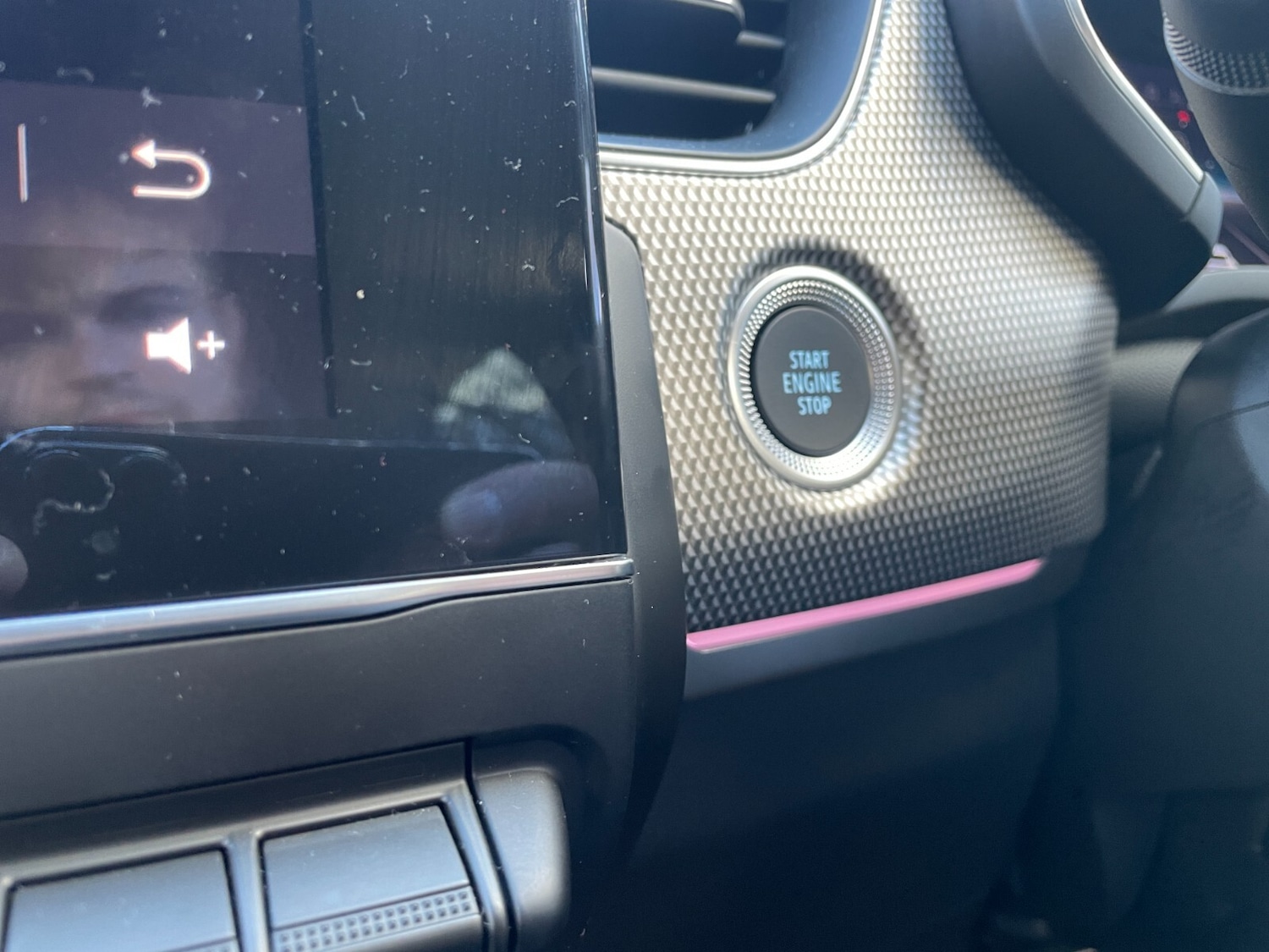 Used Renault Arkana 2024 for sale - 76640259: Photo 38