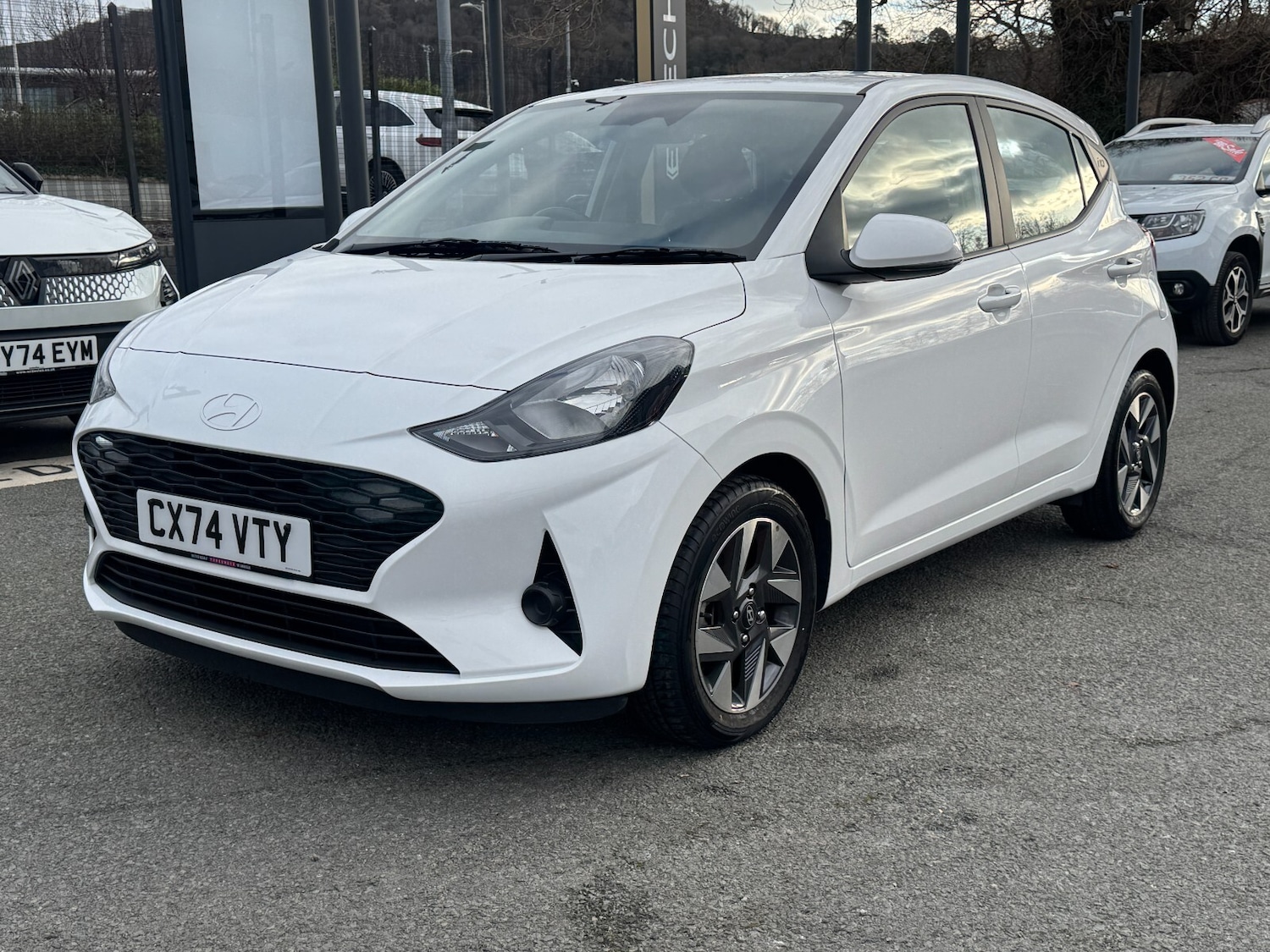 Used Hyundai i10 2024 for sale - 77070928: Photo 3