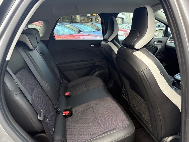 Used Renault Captur 2024 for sale - 76344029: Photo 18