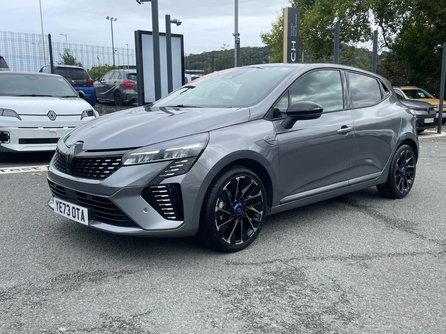 Used Renault Clio 2023 for sale - 76276510: Photo 3