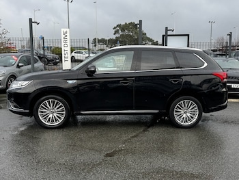 Used Mitsubishi Outlander 2021 for sale - 77442536: Photo