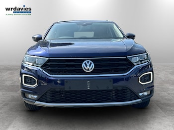 Used Volkswagen T-Roc 2020 for sale - 78941624: Photo