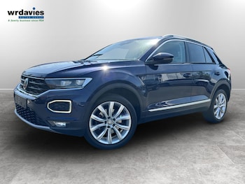 Used Volkswagen T-Roc 2020 for sale - 78941624: Photo