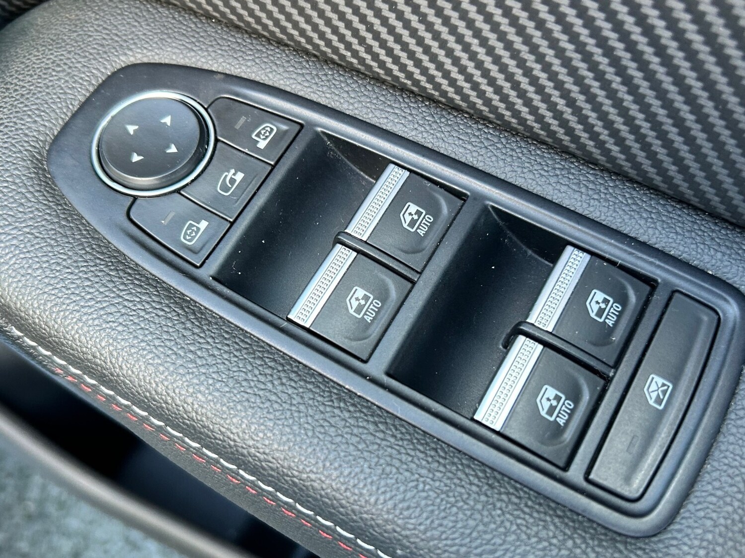 Used Renault Captur 2021 for sale - 76344017: Photo 11