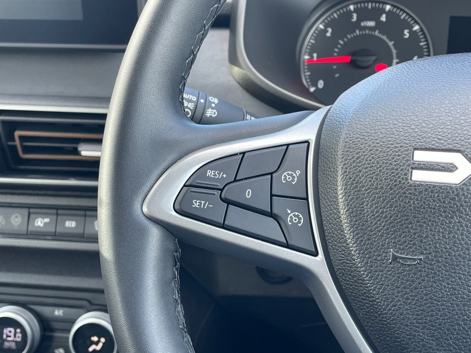 Used Dacia Sandero Stepway 2024 for sale - 76276290: Photo 27