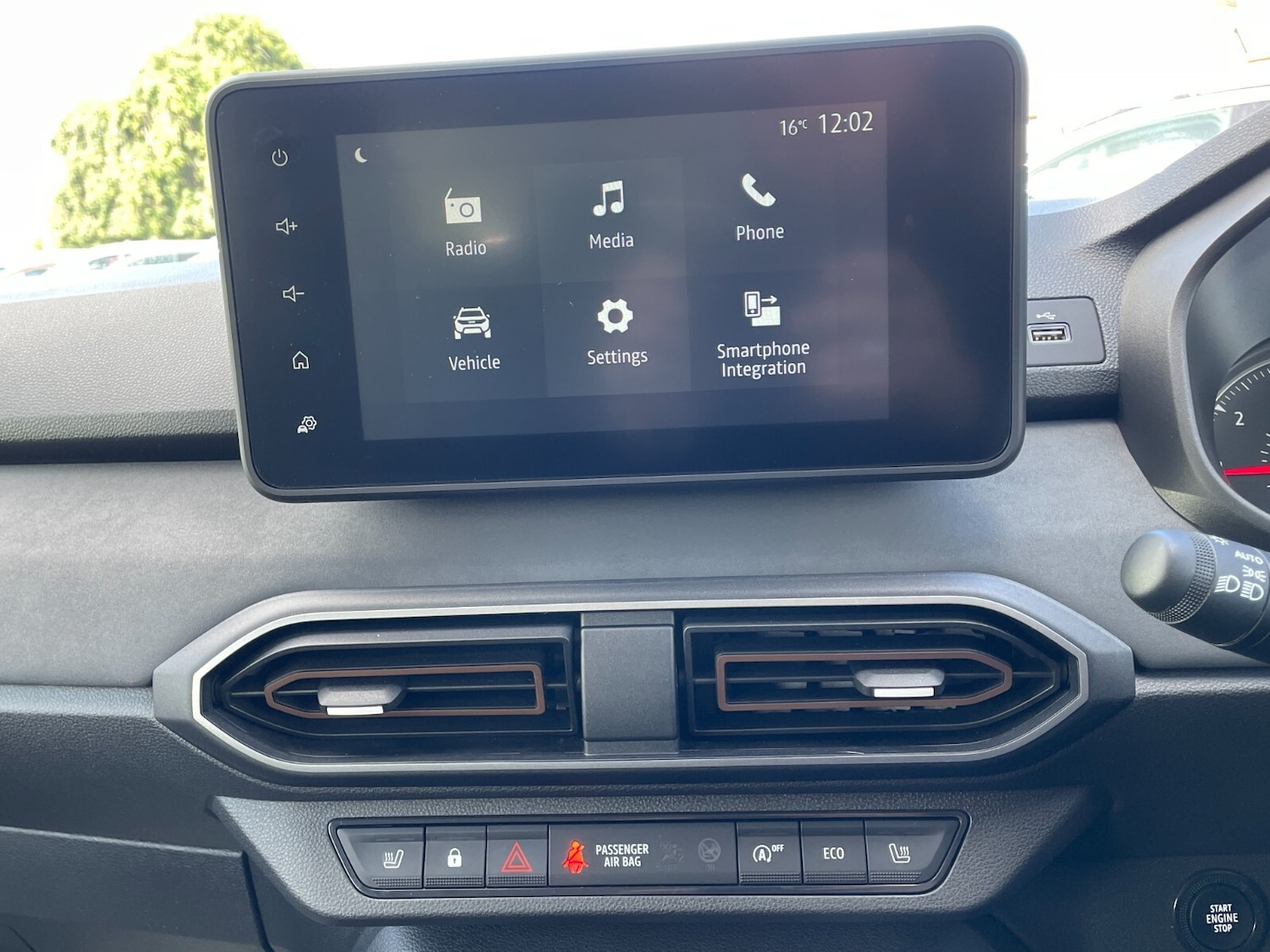 Used Dacia Sandero Stepway 2024 for sale - 76276290: Photo 30