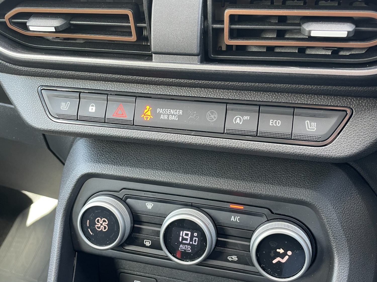 Used Dacia Sandero Stepway 2024 for sale - 76276290: Photo 33