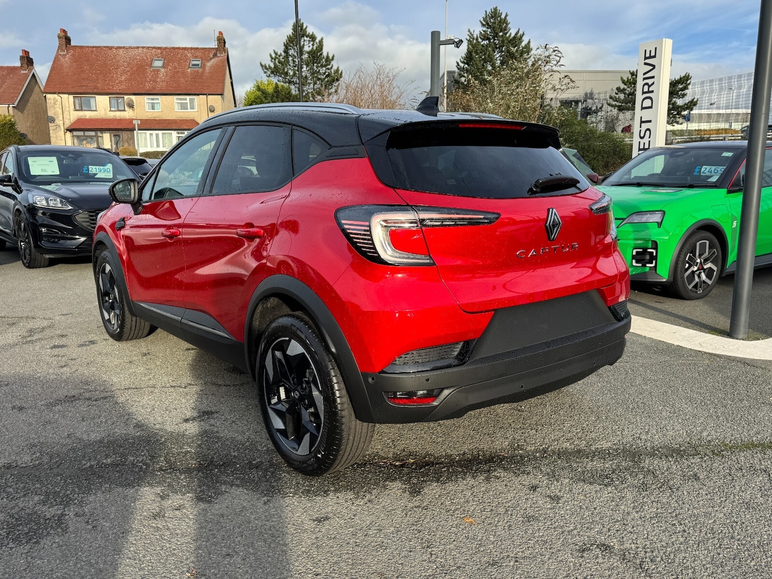 Used Renault Captur 2025 for sale - 76826810: Photo 5