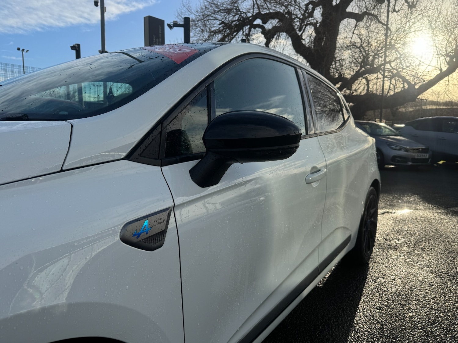 Used Renault Clio 2024 for sale - 77389052: Photo 15