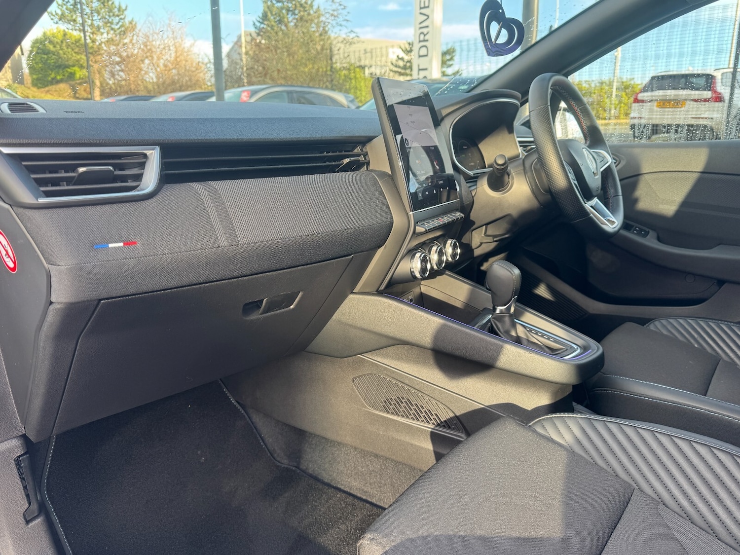 Used Renault Clio 2024 for sale - 77389052: Photo 23