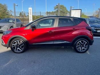 Used Renault Captur 2018 for sale - 76276539: Photo
