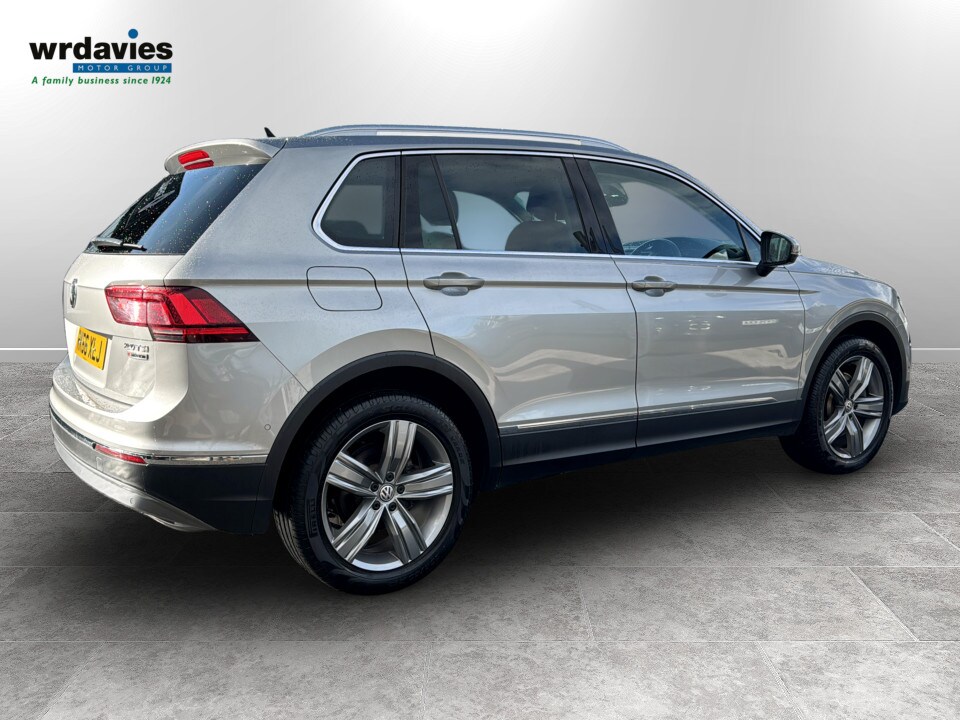 Used Volkswagen Tiguan 2016 for sale - 77545166: Photo 8