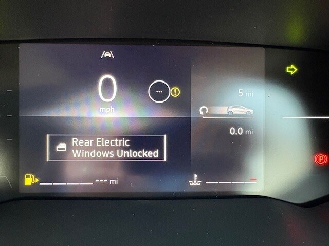 Used Renault Clio 2025 for sale - 76773168: Photo 11