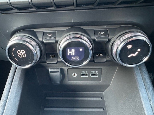 Used Renault Clio 2025 for sale - 76773168: Photo 15