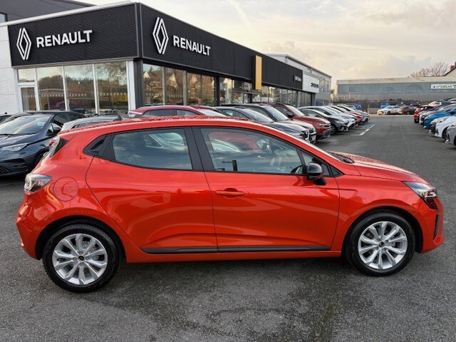 Used Renault Clio 2025 for sale - 76773168: Photo 5