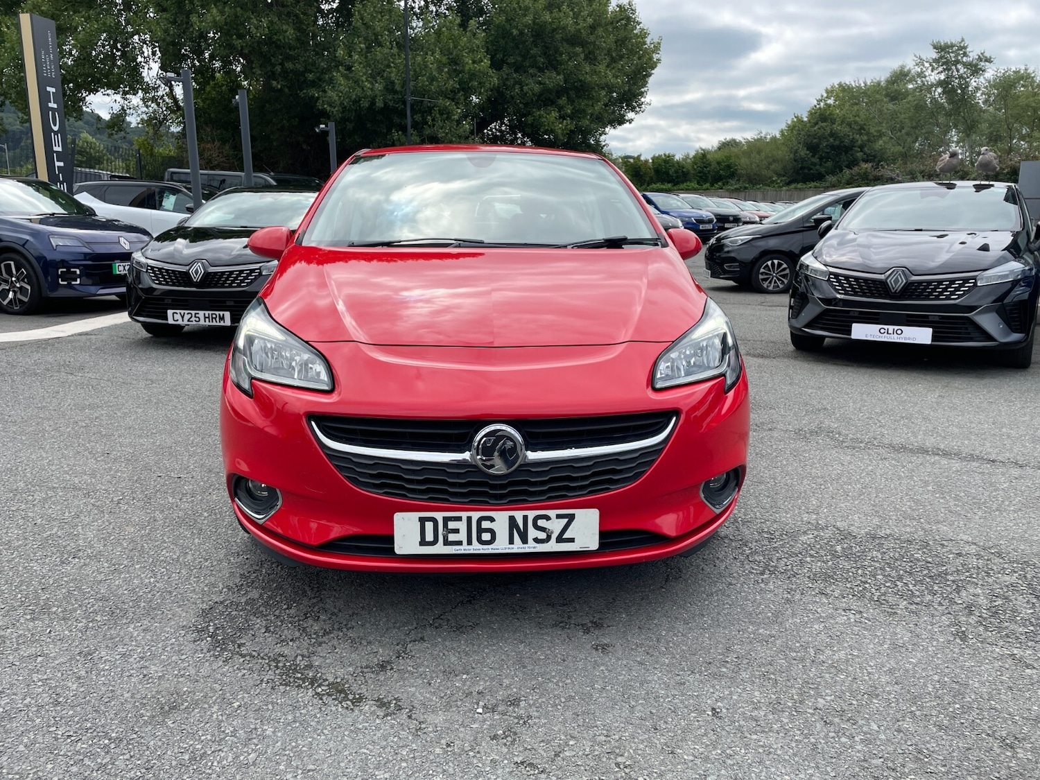 Used Vauxhall Corsa 2016 for sale - 76344158: Photo 2