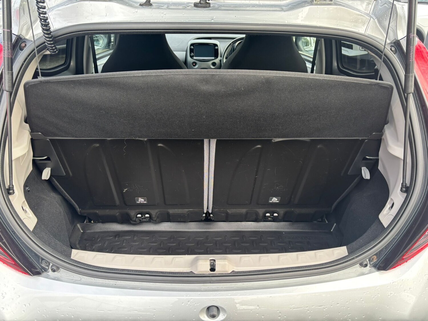 Used Toyota AYGO 2019 for sale - 76276470: Photo 14