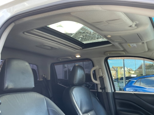 Used Nissan Navara 2017 for sale - 76276200: Photo 23