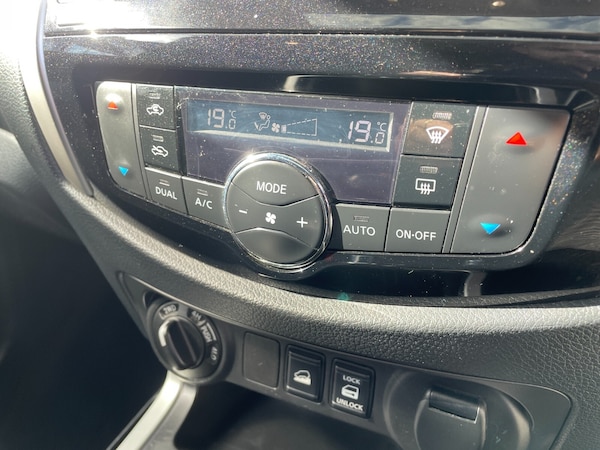Used Nissan Navara 2017 for sale - 76276200: Photo 36