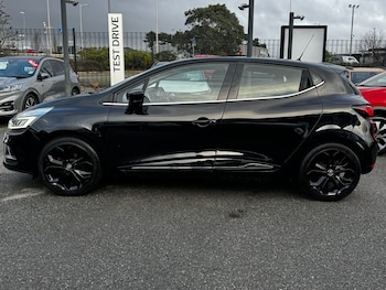 Used Renault Clio 2018 for sale - 77339458: Photo