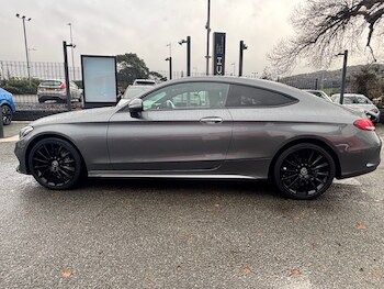 Used Mercedes-Benz C Class 2017 for sale - 76635581: Photo