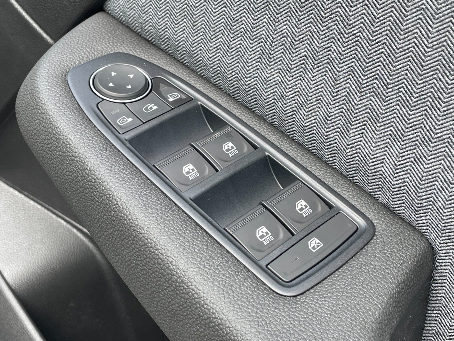 Used Renault Clio 2025 for sale - 76773172: Photo 19