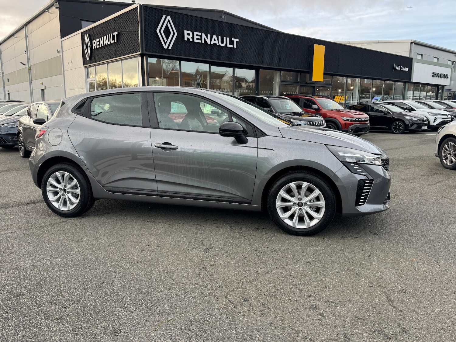 Used Renault Clio 2025 for sale - 76773172: Photo 8