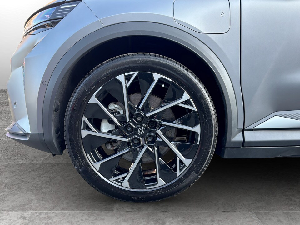 Used Renault Scenic E-Tech 2025 for sale - 77755575: Photo 16