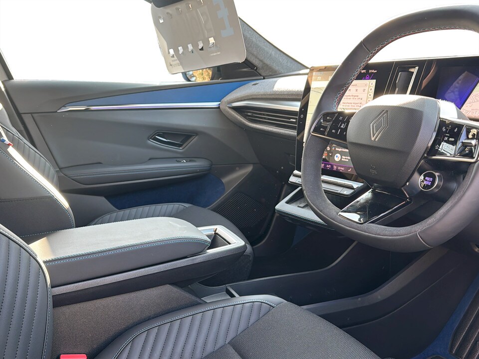 Used Renault Scenic E-Tech 2025 for sale - 77755575: Photo 33