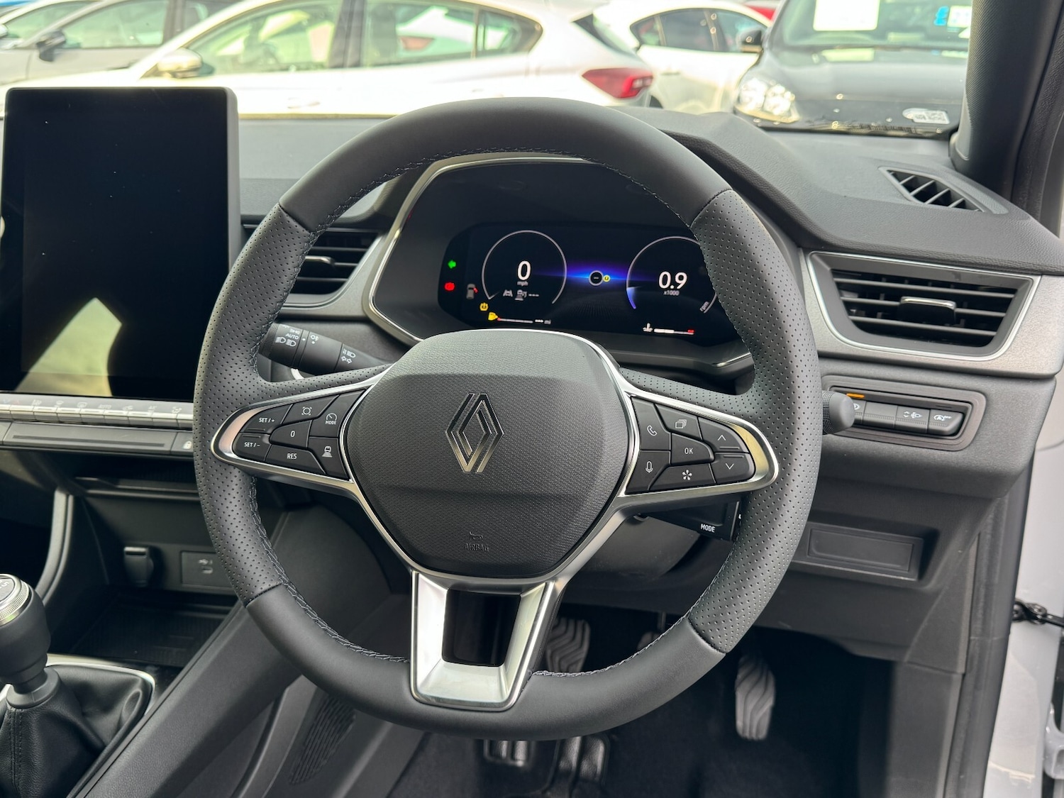 Used Renault Captur 2025 for sale - 76826811: Photo 26