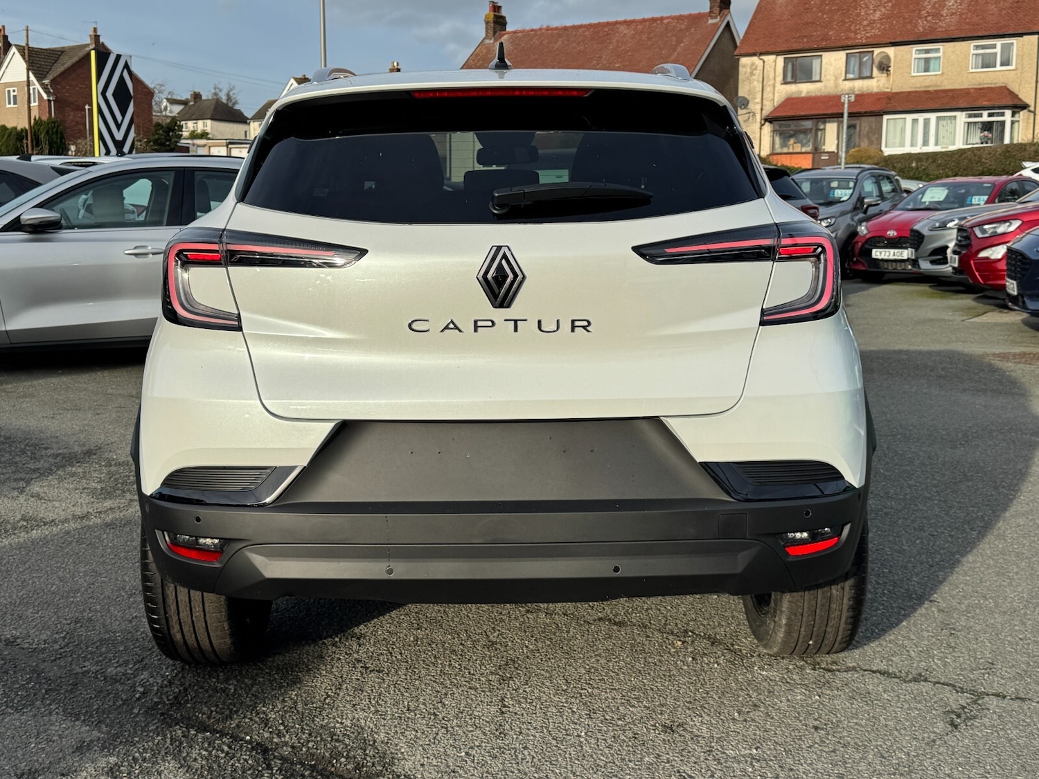 Used Renault Captur 2025 for sale - 76826811: Photo 6