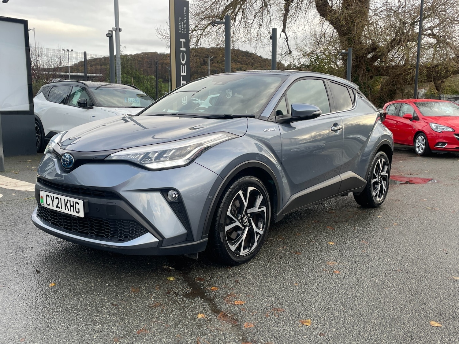 Used Toyota C-HR 2021 for sale - 76580076: Photo 3