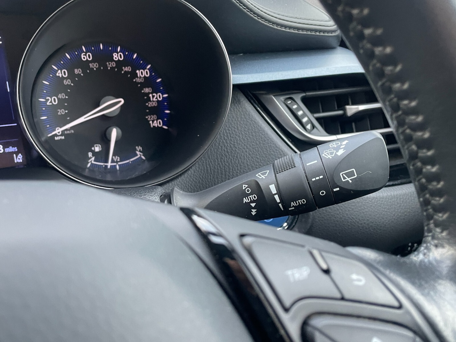 Used Toyota C-HR 2021 for sale - 76580076: Photo 34