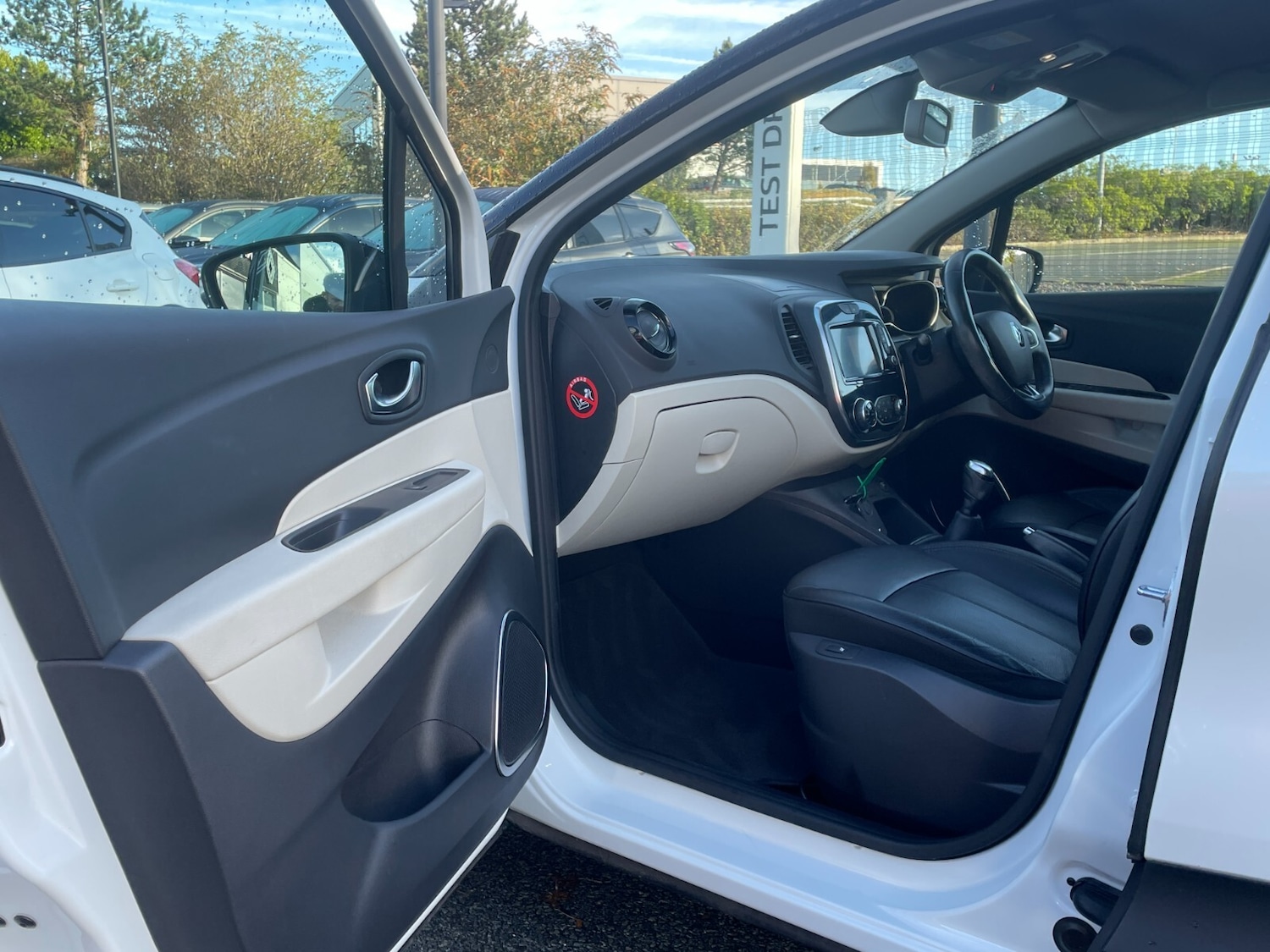 Used Renault Captur 2019 for sale - 76276322: Photo 22