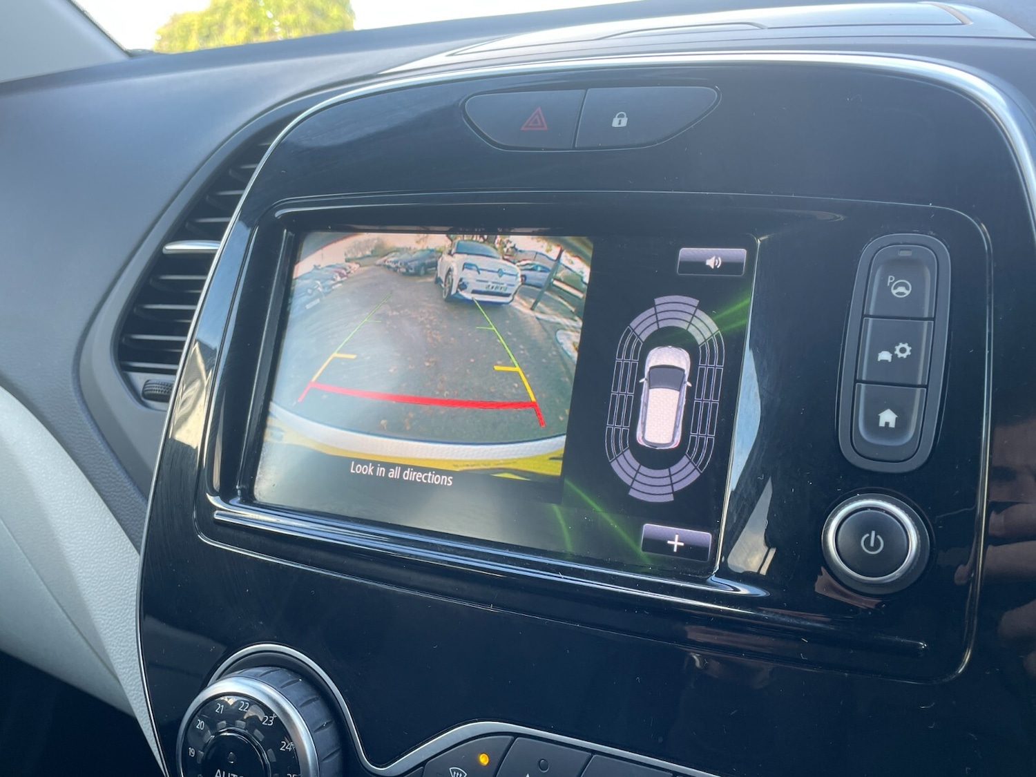 Used Renault Captur 2019 for sale - 76276322: Photo 35