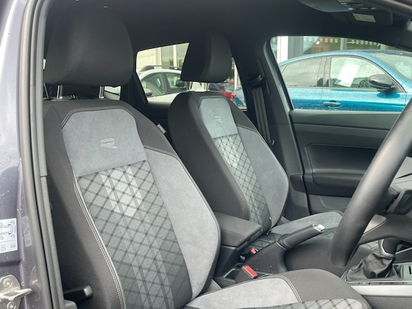 Used Volkswagen Polo 2024 for sale - 76276782: Photo 20
